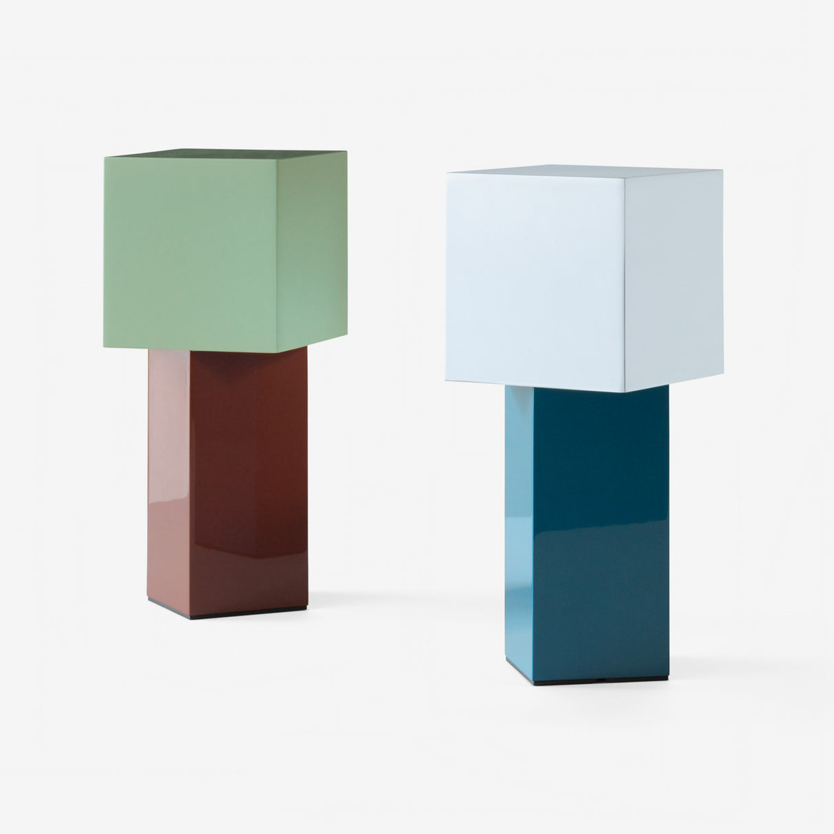 Pivot ATD7 Portable Lamp