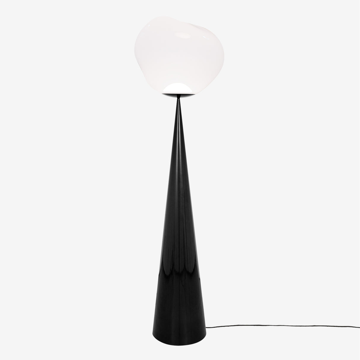 Melt Cone Fat Floor Lamp