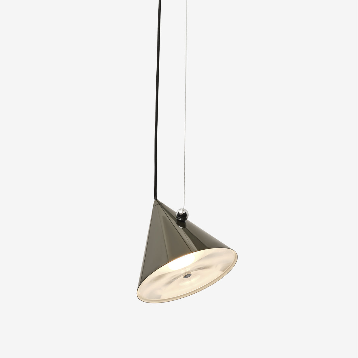 Pose Small Pendant