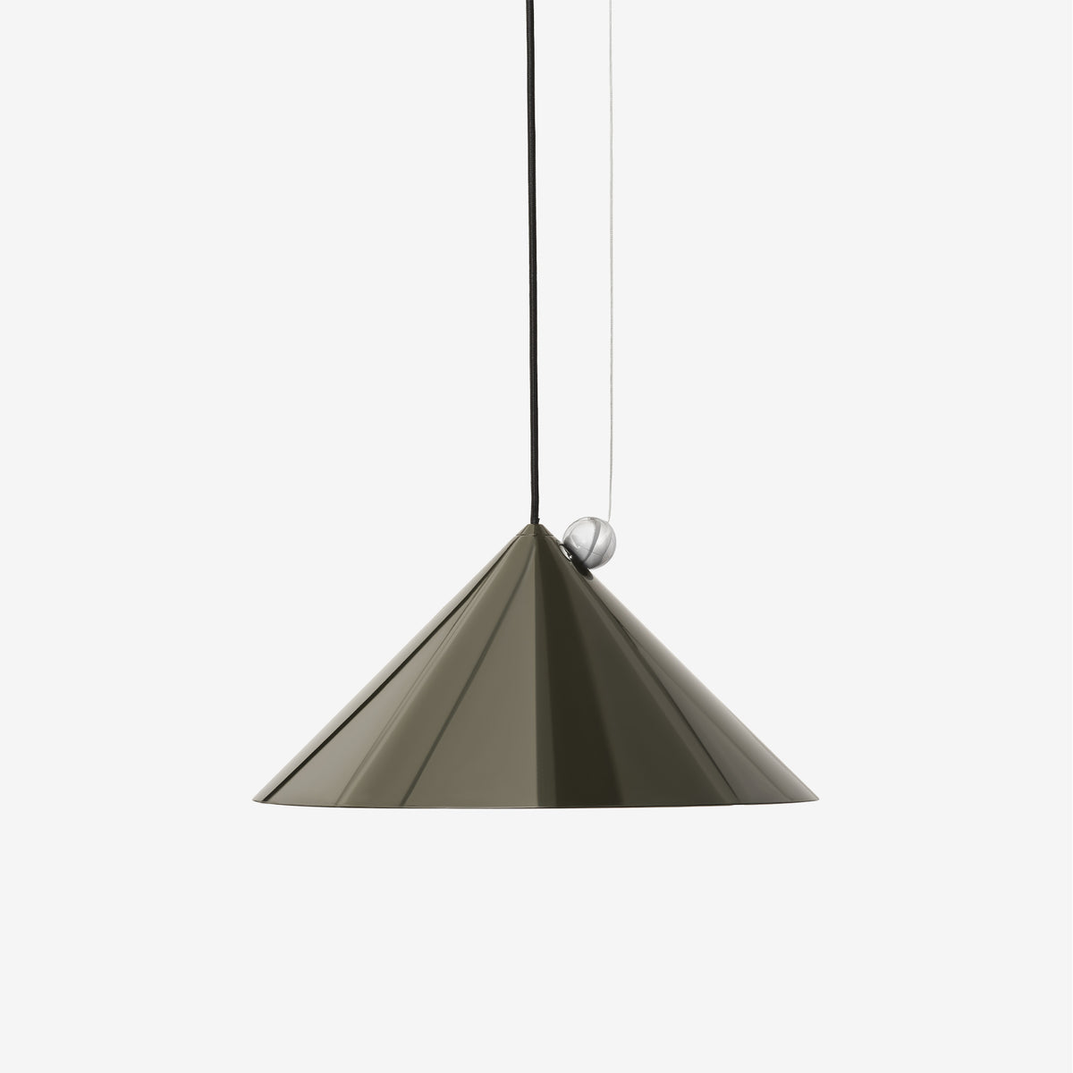 Pose Large Pendant