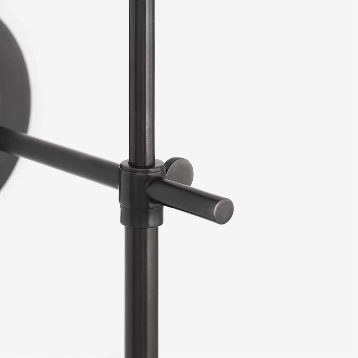 Bryant Cordless Sconce