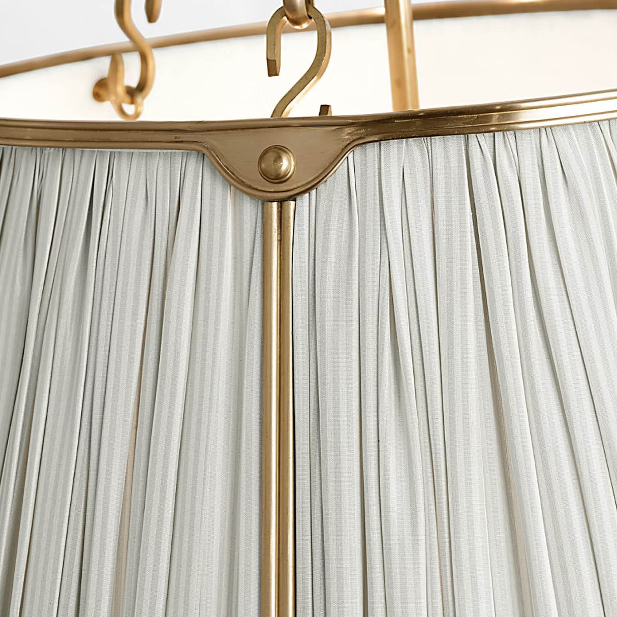 Allister Medium Hanging Shade