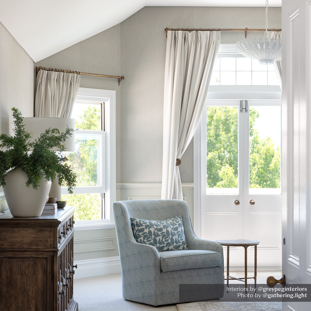 Hampton Medium Chandelier