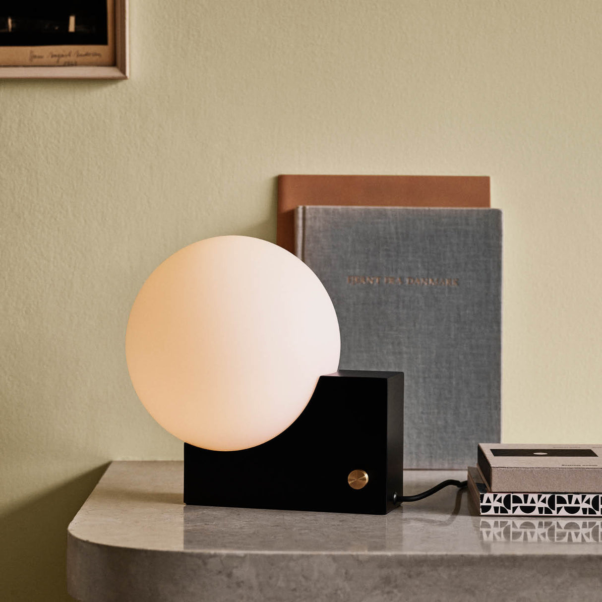 Journey SHY1 Table & Wall Lamp