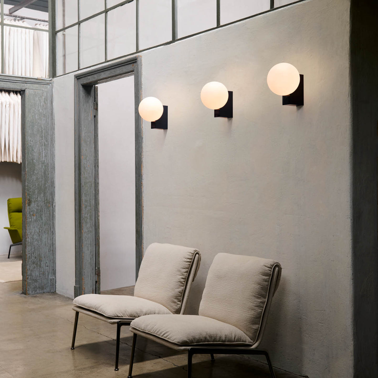 Journey SHY2 Wall Lamp