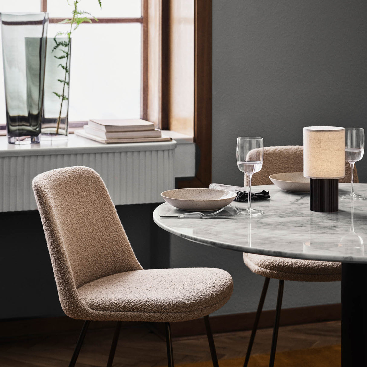 Manhattan SC52 Portable Lamp