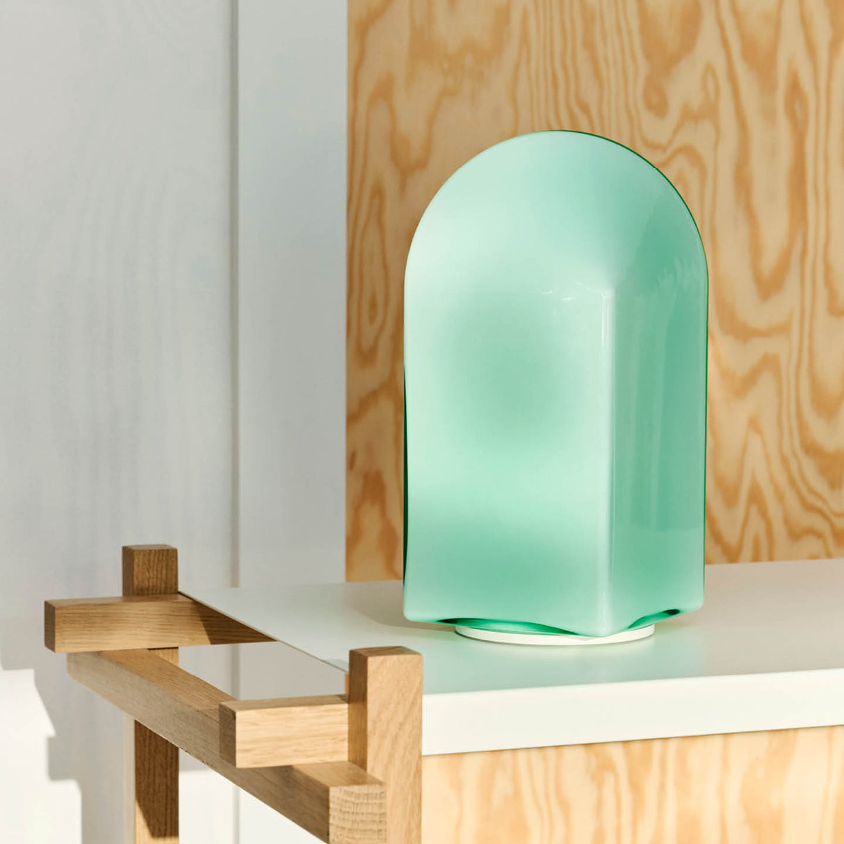 Parade Portable Lamp 240