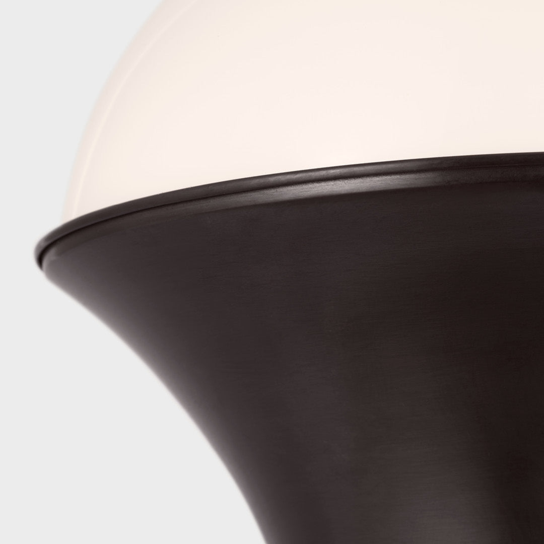 Precision Medium Table Lantern