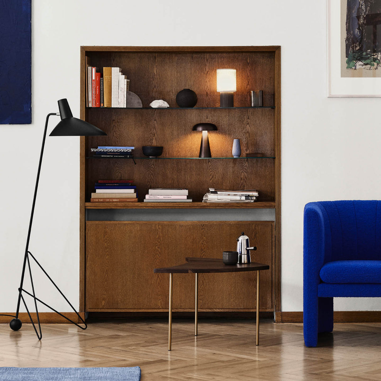 Tripod HM8 Floor Lamp