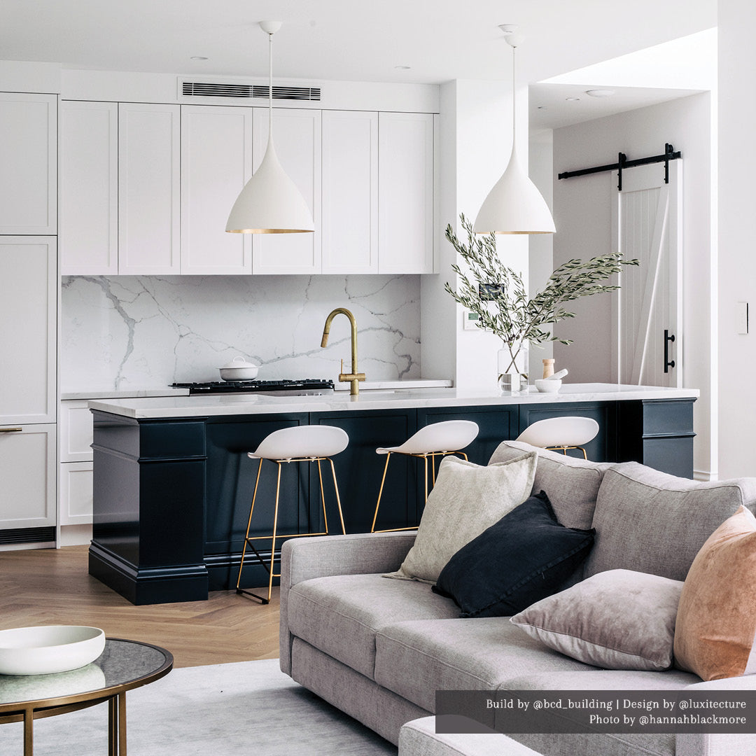 Agnes Medium Pendant