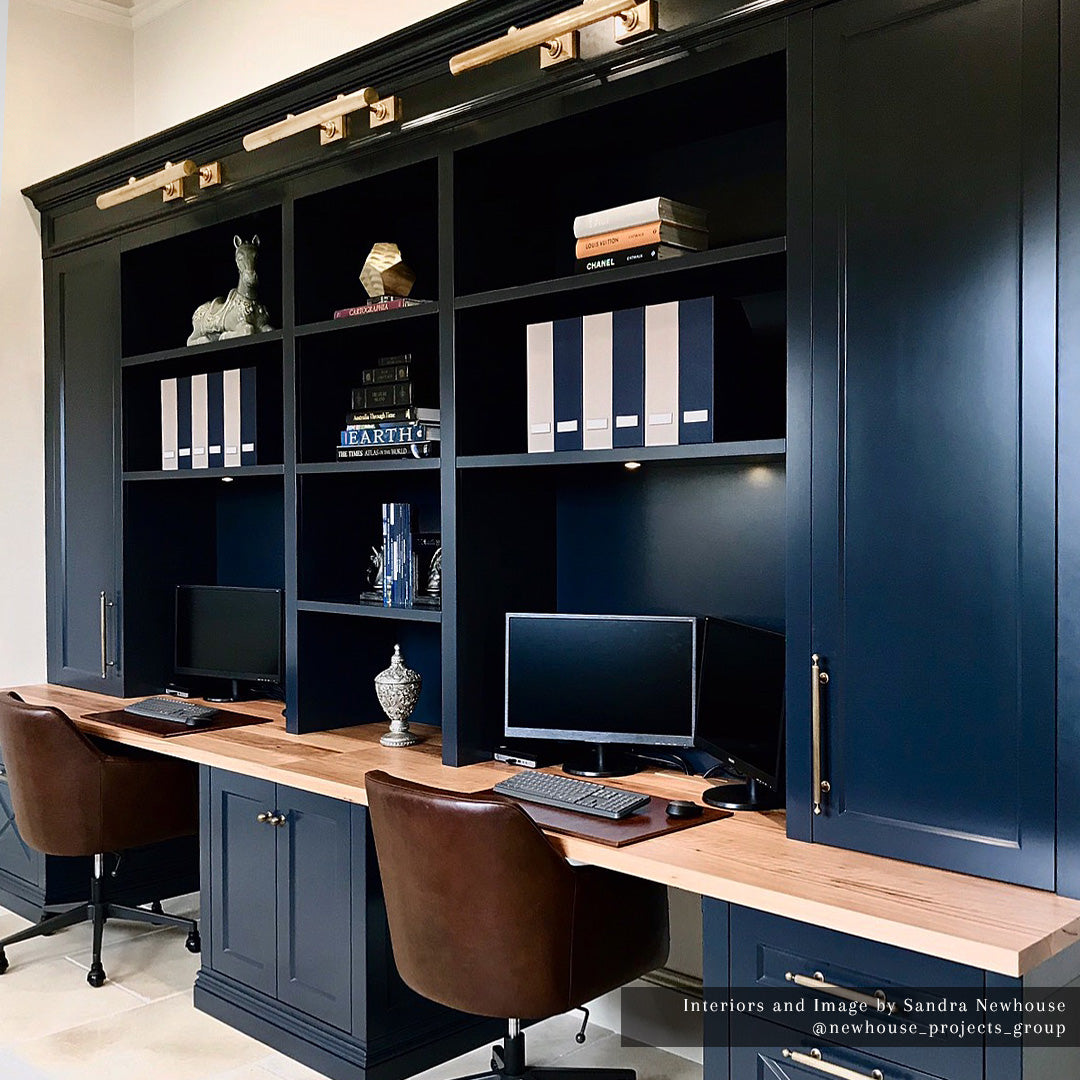 Cabinet Maker's Picture Light