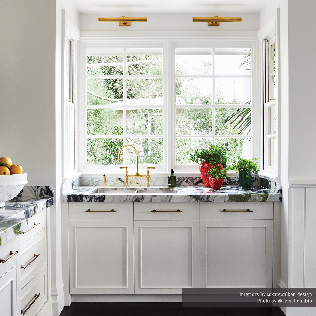 Cabinet Maker's Picture Light