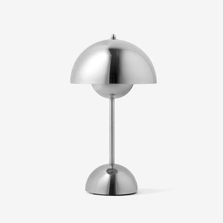 Flowerpot VP9 Portable Lamp