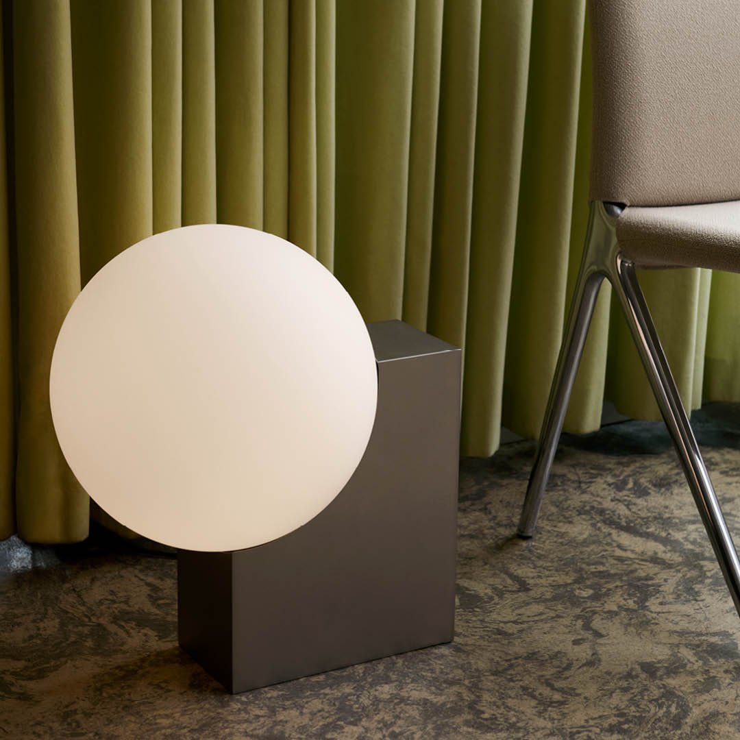 Journey SHY4 Floor Lamp