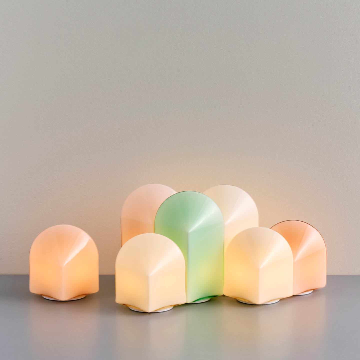 Parade Portable 160 table lamp